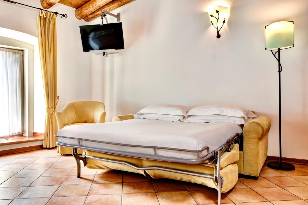 Residence San Giusto Триест Экстерьер фото