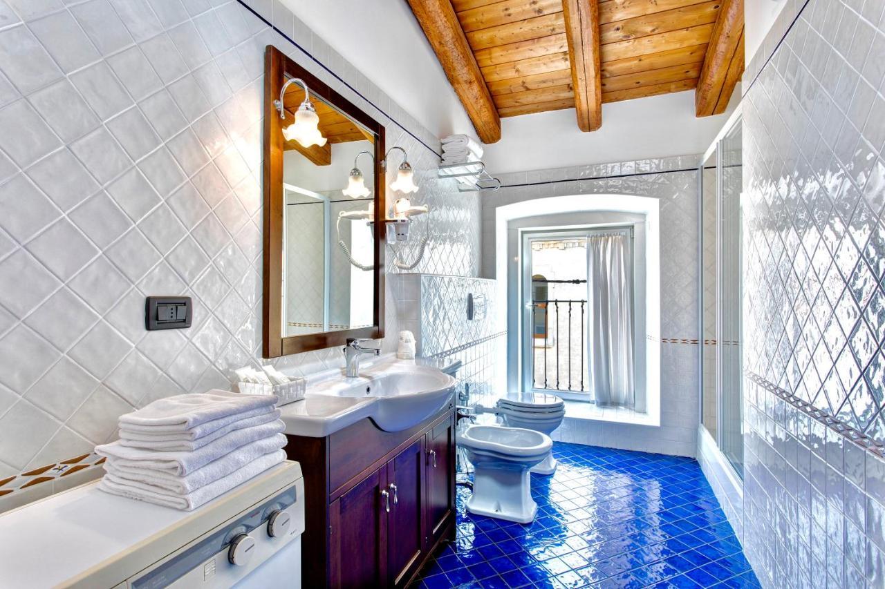 Residence San Giusto Триест Экстерьер фото