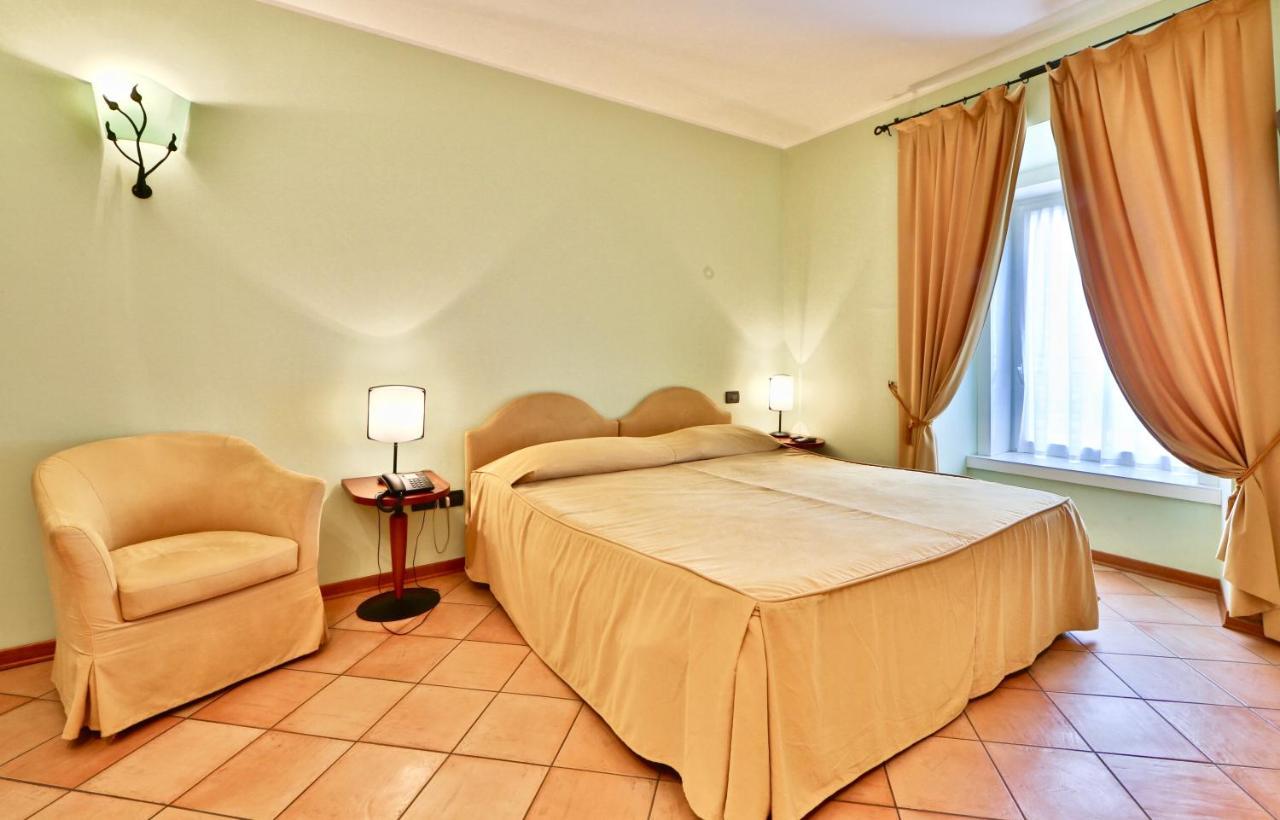 Residence San Giusto Триест Экстерьер фото